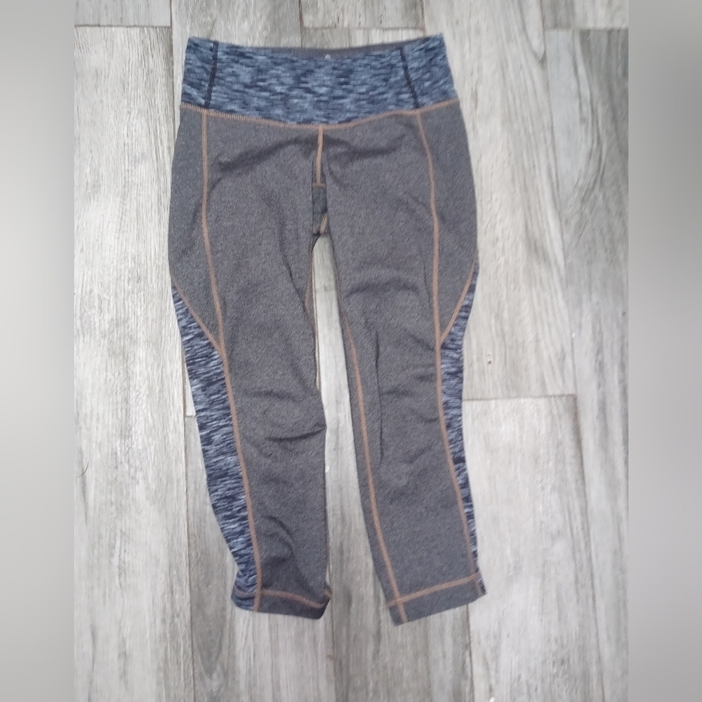 Athleta Splits Revelation Cropped 2 tone Athletic Leggings XS